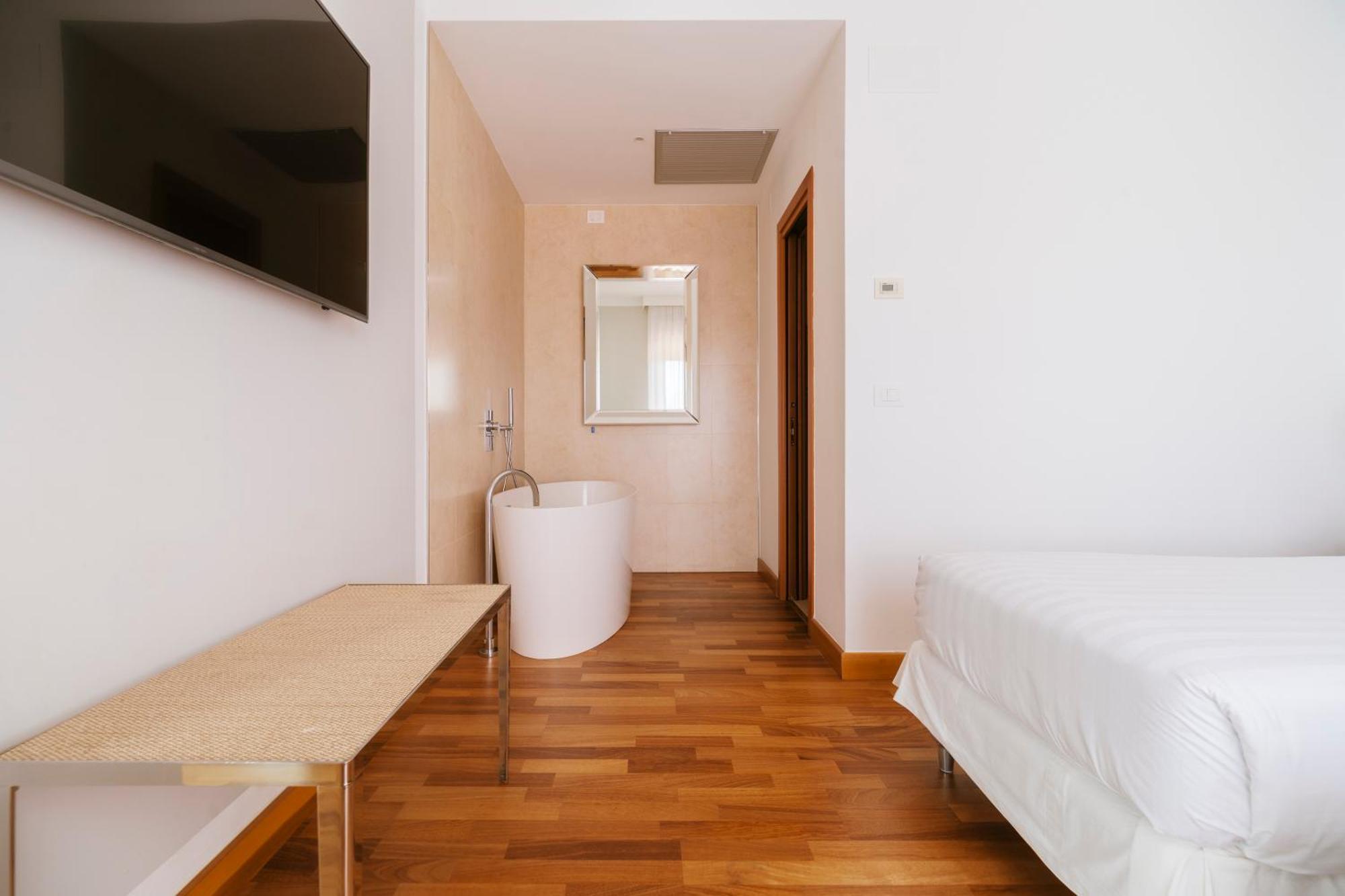 Hotel Miramare Civitanova Marche Exteriör bild