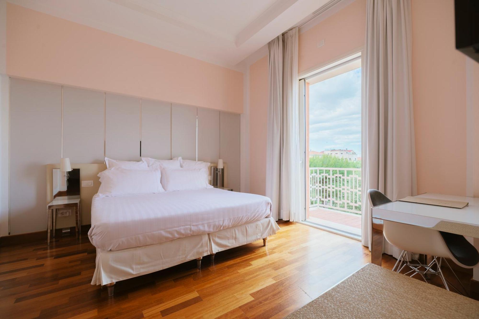 Hotel Miramare Civitanova Marche Exteriör bild