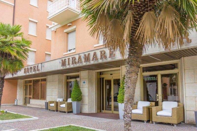 Hotel Miramare Civitanova Marche Exteriör bild